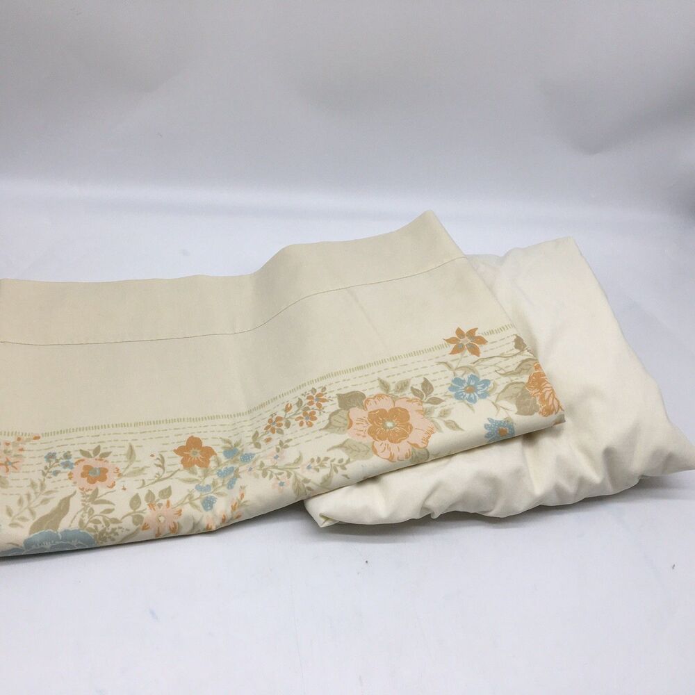 1977 Tastemaker JP Stevens Off White Floral Full Double Sheet Set Percale READ